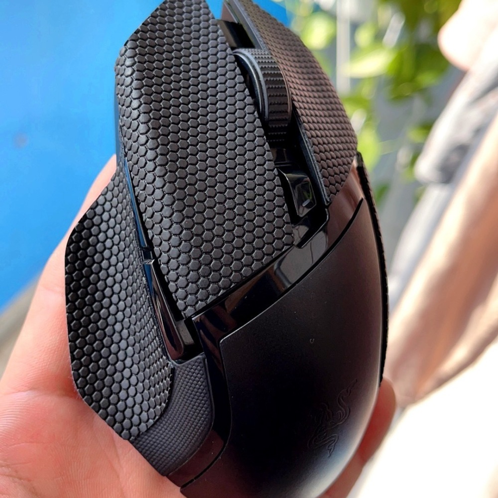 Gaming Accessories Razer - شريط مانع للانزلاق لفأرة Razer Basilisk